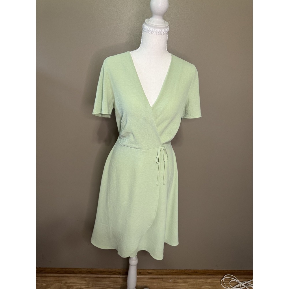 Monteau Los Angeles Mint Green Faux Wrap Dress Short Sleeve Small 59694F-AF